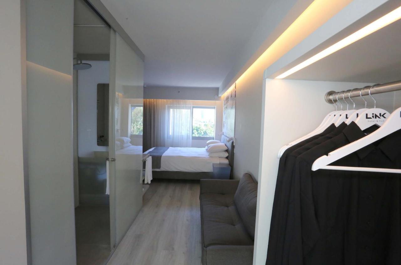 Link Hotel & Hub By Dan Hotels Тел Авив Екстериор снимка
