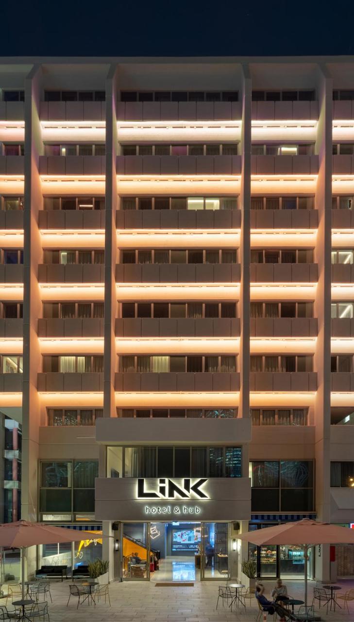 Link Hotel & Hub By Dan Hotels Тел Авив Екстериор снимка